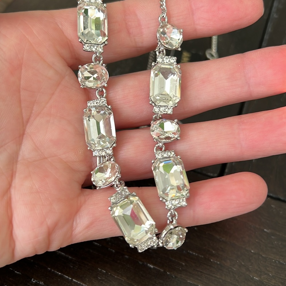 Givenchy Necklace - Picture 8 of 13